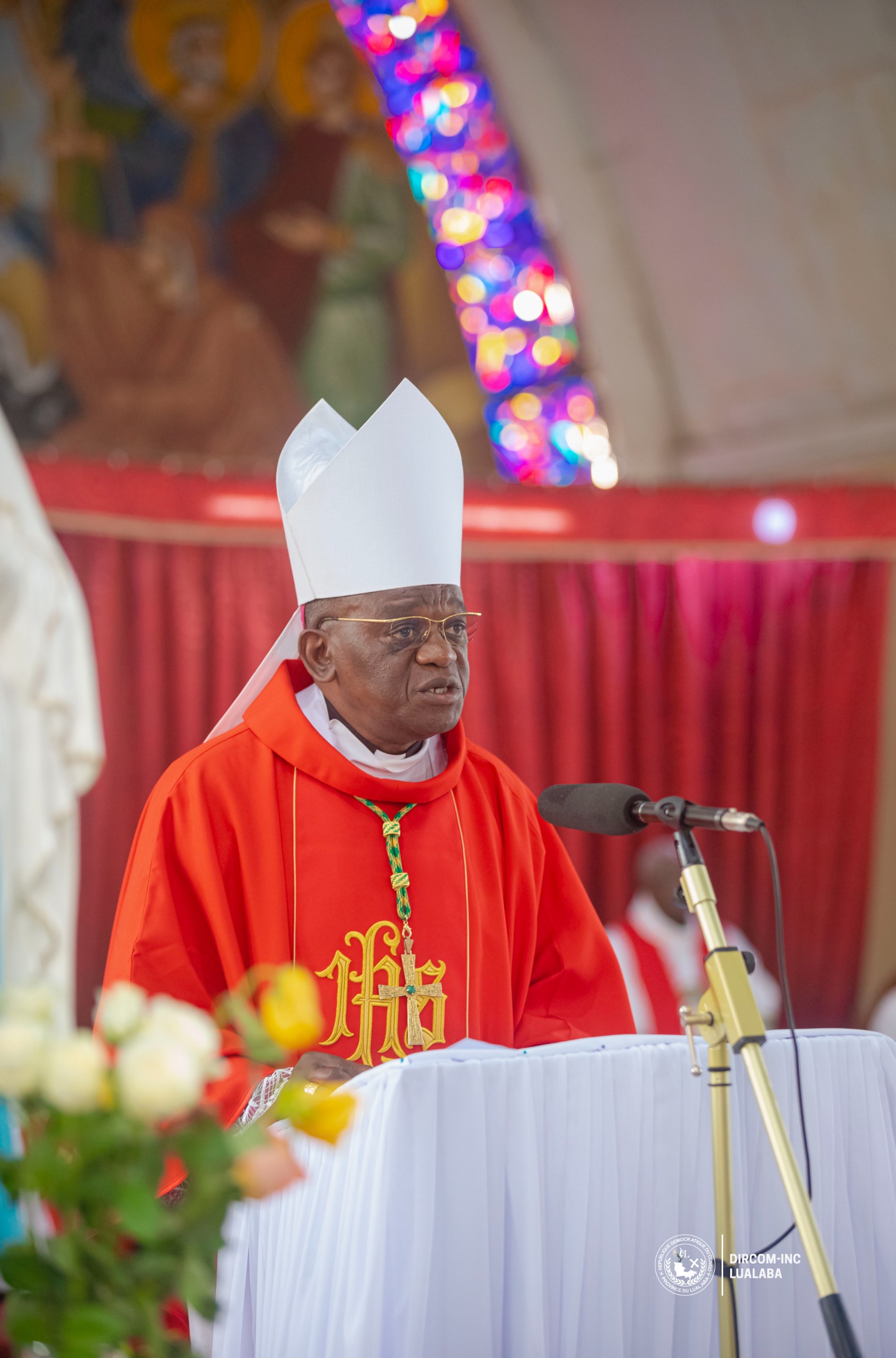 LUALABA-RELIGION :  FIFI MASUKA SAINI PARTICIPE A LA MESSE DE REQUIEM EN MEMOIRE DE PAPE FRANÇOIS